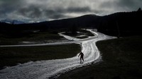 Pemanasan global semakin kuat memberi dampak pada suhu musim dingin. Salju semakin langka di resor ski ketinggian di bawah 1.500 meter.  
