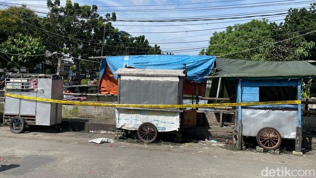 Pelempar molotov di Jakarta Utara telah diketahui. Polisi berhasil menangkap pelaku dan mengungkap identitasnya. Kini, pelaku telah resmi menjadi tersangka.