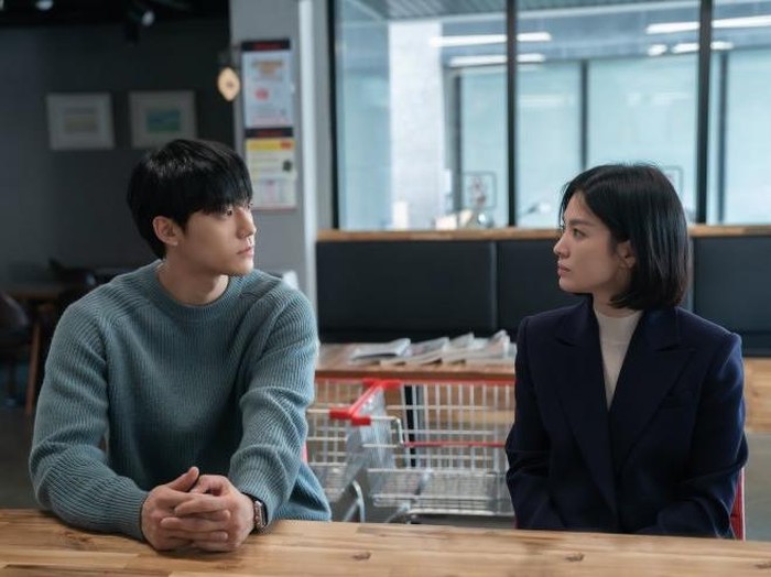 Song Hye Kyo di Drakor The Glory Song Hye Kyo di Drakor The Glory