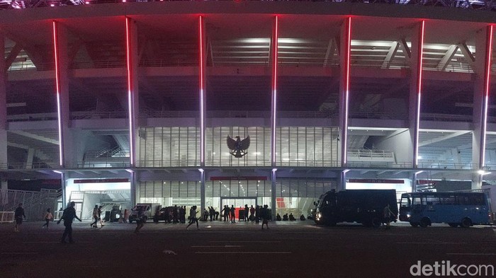 Stadion Utama Gelora Bung Karno, Jakarta Pusat, usai laga Indonesia Vs Vietnam, Jumat (6/1/2023) malam.