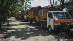 Usai Ditutup, Truk Sampah Antre di TPA Cipayung Depok