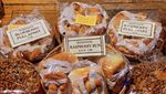 Bikin Nostalgia! Minimarket Sejak 1876 Ini Tawarkan Banyak Jenis Roti