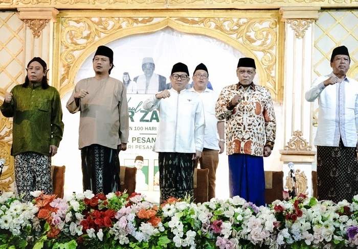 Cak Imin di Haul KHR Zamruddin