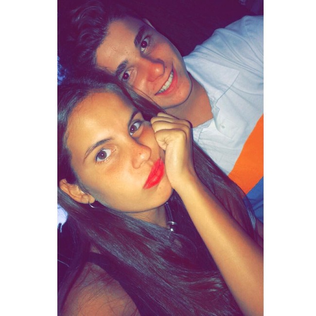 Dilaporkan keduanya pertama kali pergi kencan lima tahun lalu tapi sempat putus sambung. Pasangan ini juga berasal dari daerah yang sama yakni Desa Cordoba, Kota Calchin, Argentina.Foto: Instagram