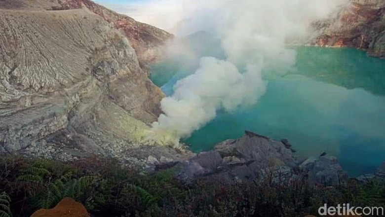 Foto dokumen Kawah Ijen Foto dokumen Kawah Ijen
