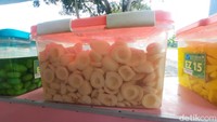 Manisan dari buah salak. (Sendi Febryanto/detikSumut)