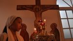 Khidmat Ibadah Malam Natal di Gereja Ortodoks St. Vladimir