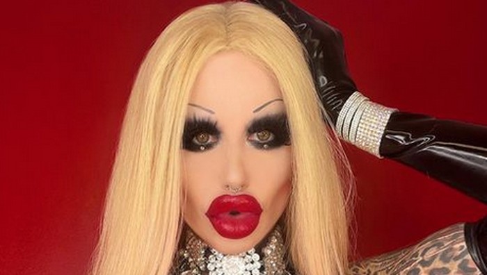 Penampilan Wanita yang Gila Oplas, Habiskan Rp 1 M demi Tubuh Palsu