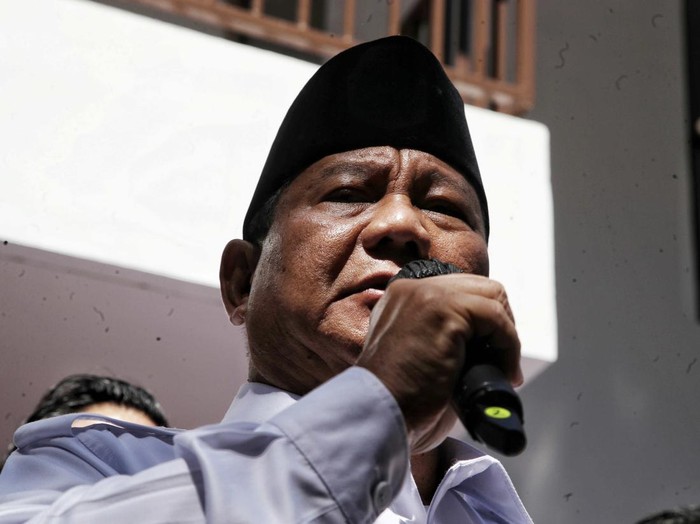 Ketua Umum Gerindra Prabowo Subianto meresmikan Kantor Badan Pemenangan Pemilu dan Badan Pemenangan Presiden kawasan Jalan Letjen S Parman, Jakarta Barat, Sabtu (7/1/2023).