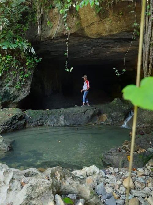 Mulut Goa Nua Waka sepanjang 1 km di Desa Loha, Kecamatan Macang Pacar, Manggarai Barat, NTT. (Istimewa)
