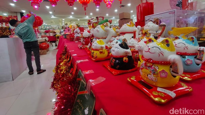 Dalam kalender China, tahun 2023 merupakan Tahun Kelinci Air. Maka tak heran jika banyak serba-serbi kelinci jelang perayaan Imlek.