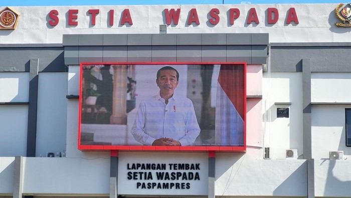 Presiden Jokowi dalam amanat yang diputarkan dalam bentuk video di perayaan Hari Bhakti ke-77 Paspampres, Sabtu (7/1/2023).