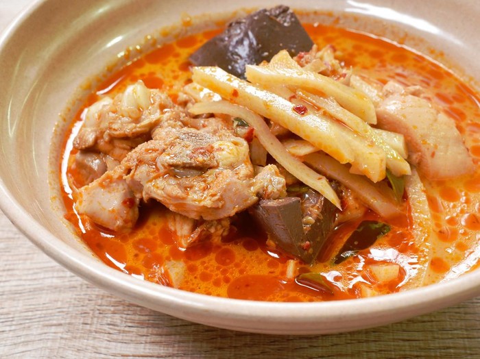 Resep Kari Ayam Merah dan Rebung