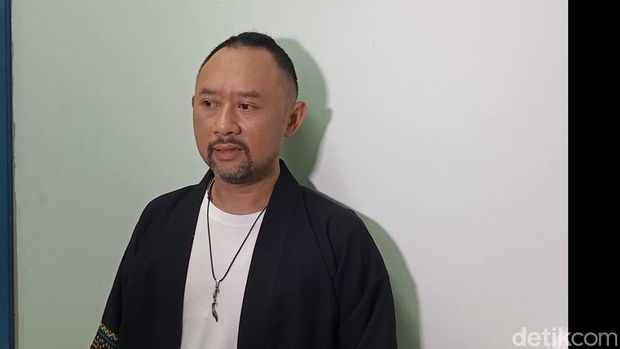 Ronal Surapradja