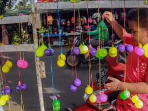 Awas! Ini Risikonya Jika Jemari Mulai Mati Rasa Saat Main Lato-lato