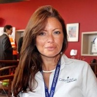 Setelah pengakuan Harry tentang pengalaman seks pertamanya terkuak, Suzannah dikabarkan menolak berkomentar. (Foto: Instagram)