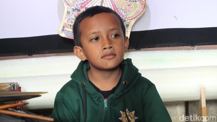 Muhammad Arsyada Izmatullah dalang cilik asal Blora.