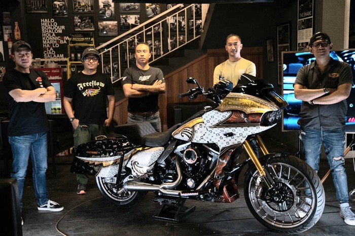 Hasil modifikasi Harley-Davidson Surui Motor Garage