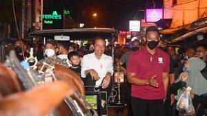Malam Minggu di Malioboro, Jokowi Naik Andong Bareng Jan Ethes-Lembah Manah