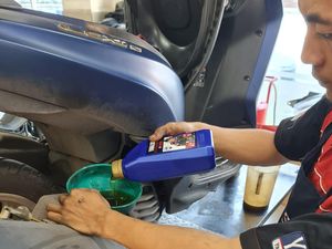 Heboh Mending Beli Seblak daripada Ganti Oli, Padahal Ini Pentingnya