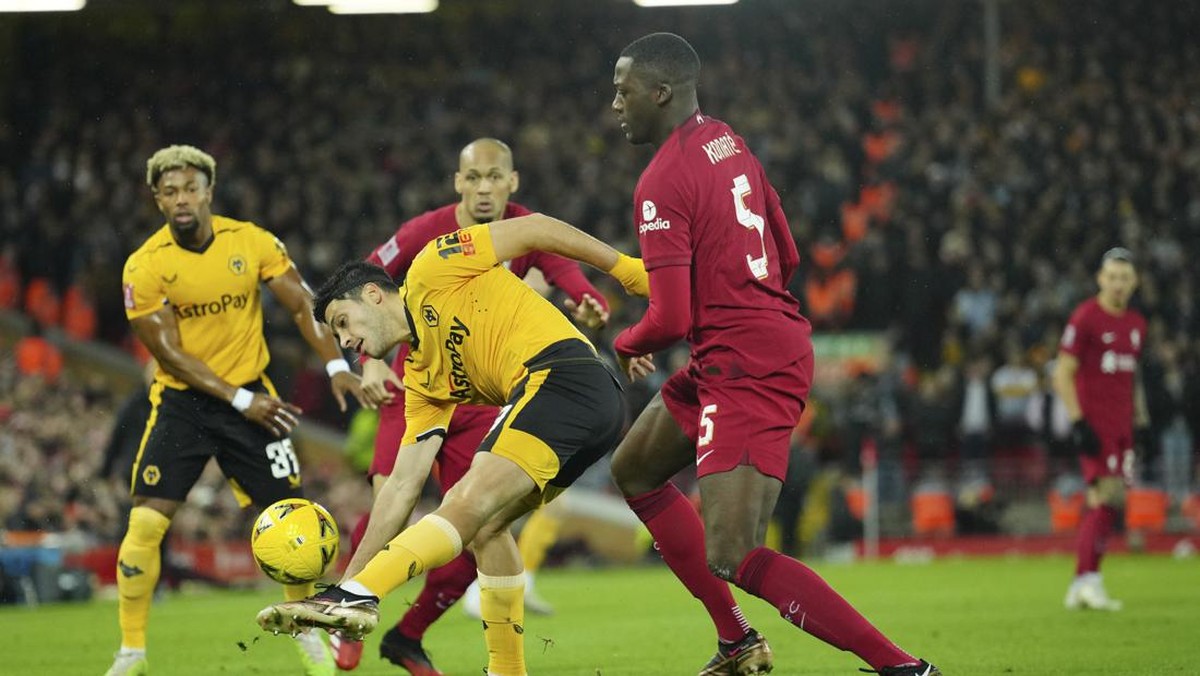 Liverpool ditahan imbang Wolverhampton Wanderers. (Foto: AP/Jon Super)
