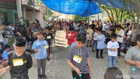 Lomba lato-lato di Sidoarjo (babak penyisihan)/Foto: Suparno/detikJatim
