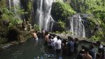 Melihat Ritual Melukat yang Kini Jadi Tren Wisata Religi di Bali