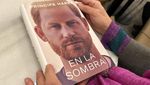 Penampakan Buku Pangeran Harry yang Gegerkan Inggris