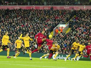 Piala FA: Liverpool Vs Wolves Imbang 2-2