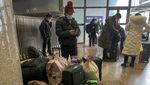 Suasana Stasiun Kereta Beijing Jelang Tahun Baru Imlek Suasana Stasiun Kereta Beijing Jelang Tahun Baru Imlek