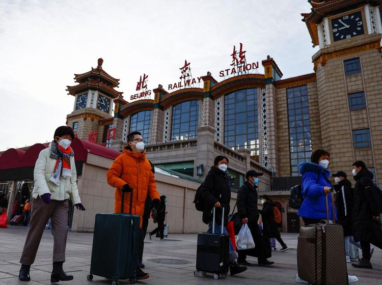 Suasana Stasiun Kereta Beijing Jelang Tahun Baru Imlek
