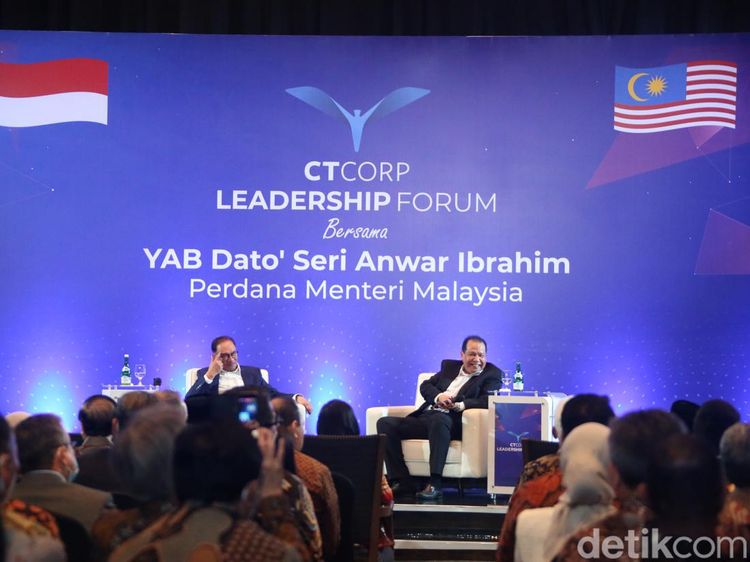 PM Malaysia Kongkow Bareng Menteri-Pengusaha di Markas CT