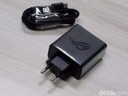 Unboxing Asus ROG Phone 6, HP Gaming Mumpuni Rp 10 Jutaan