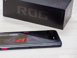 Unboxing Asus ROG Phone 6, HP Gaming Mumpuni Rp 10 Jutaan