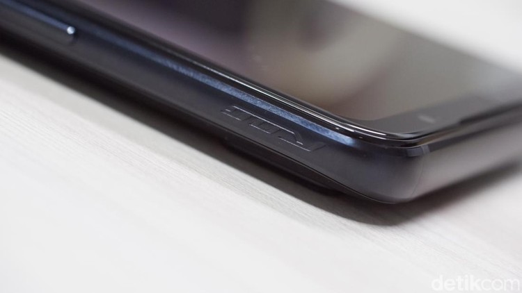 Asus ROG Phone 6 Asus ROG Phone 6