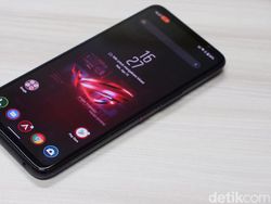 Unboxing Asus ROG Phone 6, HP Gaming Mumpuni Rp 10 Jutaan