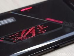 Unboxing Asus ROG Phone 6, HP Gaming Mumpuni Rp 10 Jutaan