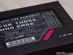 Unboxing Asus ROG Phone 6, HP Gaming Mumpuni Rp 10 Jutaan
