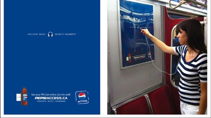Desainernya Keren! Iklan Ini Out of The Box Tidak semua orang tertarik melihat iklan di luar ruangan. Tapi kalau iklannya begini, dijamin bisa menarik perhatian dan kepala auto nengok karena keberadaannya bermanfaat.