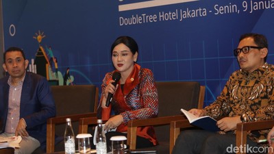 Diskusi Seru Proyeksi Ekonomi 2023