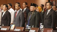 Dalam pembukaan masa sidang tersebut, DPD RI menyoroti kebijakan pemerintah yang menjadi perbincangan di masyarakat, termasuk Peraturan Pemerintah Pengganti Undang-Undang (Perppu) Cipta Kerja (Ciptaker). 