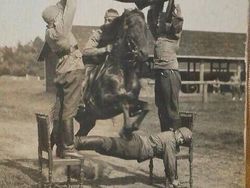 Ada Fakta Mencengangkan di Balik Foto Jadul Ini