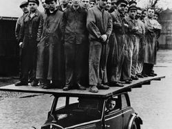 Ada Fakta Mencengangkan di Balik Foto Jadul Ini