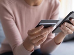 Tips Cerdas Menjaga Keamanan Transaksi Digital