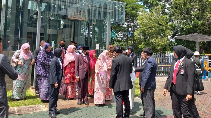 Istri PM Malaysia kunjungi Gereja Katedral (Anggi-detikcom) Istri PM Malaysia kunjungi Gereja Katedral (Anggi-detikcom)