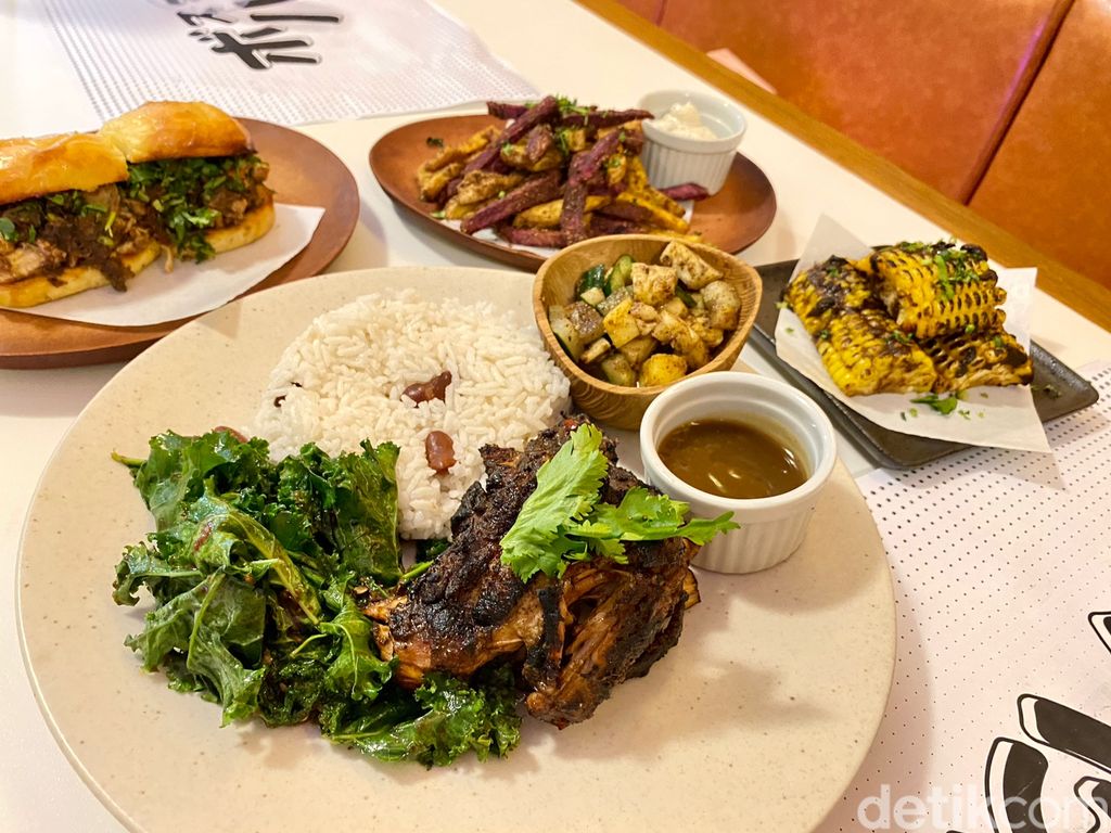 Jawaica: Gurih Aromatik! Ayam Bakar Bumbu Jamaika yang Hits di Kemang