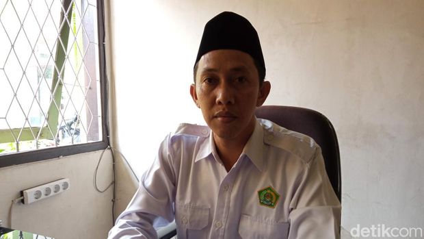 Kasi Bimas Islam Kemenag Kota Cirebon Rizky Riyadu Taufiq.