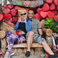 Kata-kata romantis penuh cinta pun menyertai unggahan video maupun foto di Instagram. Venna Melinda juga tidak segan memberi pujian kepada suaminya tersebut. Foto: Instagram/@vennamelindareal