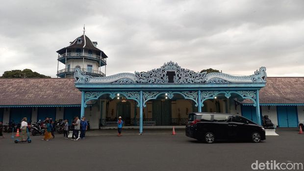 Panggung Songgobuwono di Keraton Kasunanan Solo