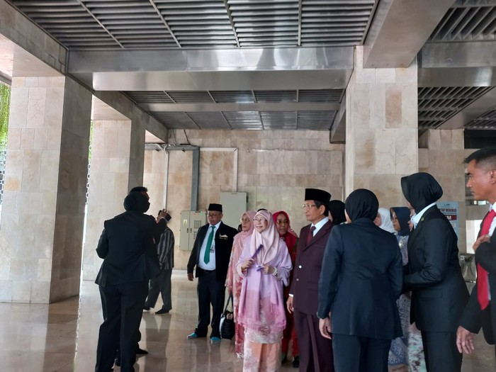 Kunjungan Istri Perdana Menteri Malaysia Anwar Ibrahim, Wan Azizah Wan Ismail, ke Masjid Istiqlal, Jakarta Pusat, Senin (9/1/2023).